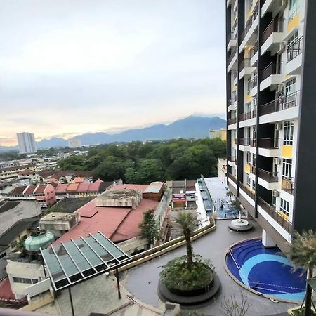 Ipoh City Centre Majestic Homestay Pool View 3 Mins Walking To Famous Food Places & 15Mins To Old Town Ipoh By Happy Homestay Exterior foto