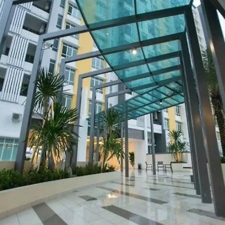 Ipoh City Centre Majestic Homestay Pool View 3 Mins Walking To Famous Food Places & 15Mins To Old Town Ipoh By Happy Homestay Exterior foto