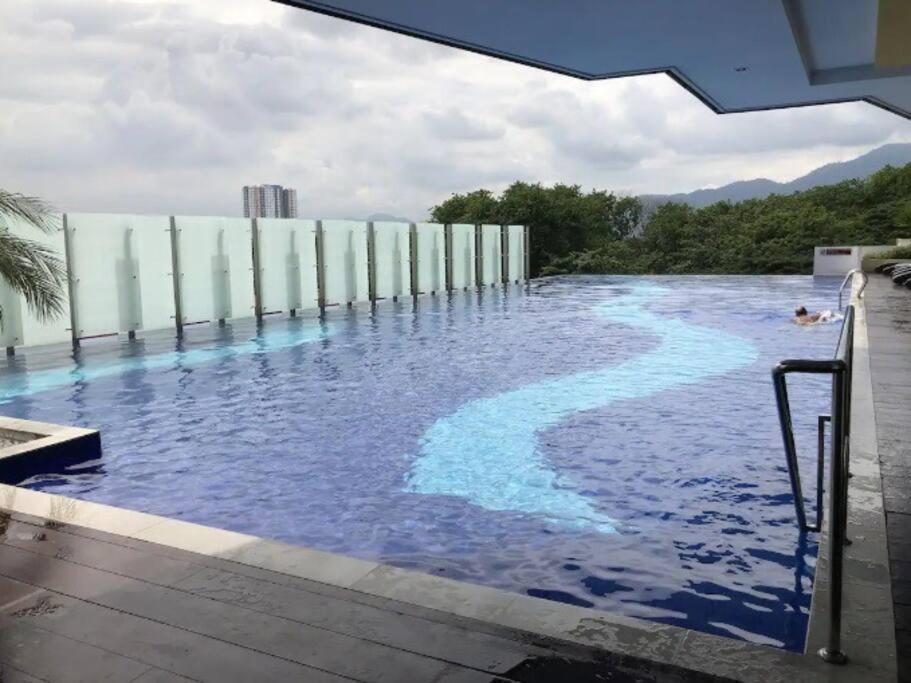 Ipoh City Centre Majestic Homestay Pool View 3 Mins Walking To Famous Food Places & 15Mins To Old Town Ipoh By Happy Homestay Exterior foto